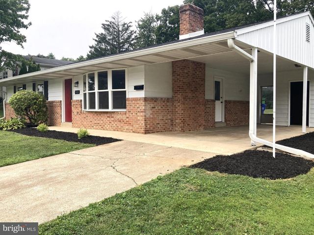 1103 COCKLIN ST, Mechanicsburg, PA 17055