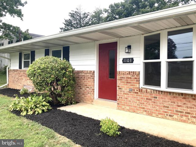 1103 COCKLIN ST, Mechanicsburg, PA 17055