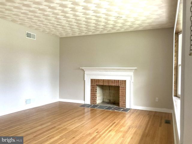 1103 COCKLIN ST, Mechanicsburg, PA 17055