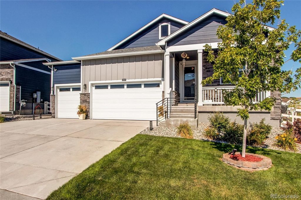 2227 Rosette Lane, Castle Rock, CO 80104