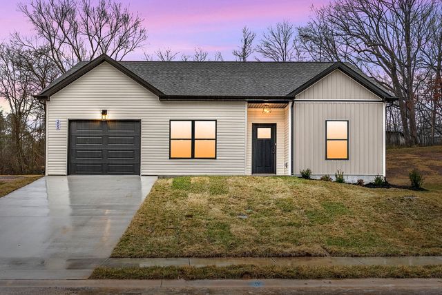 205 Wayne Hall Road, Clarksville, TN 37040