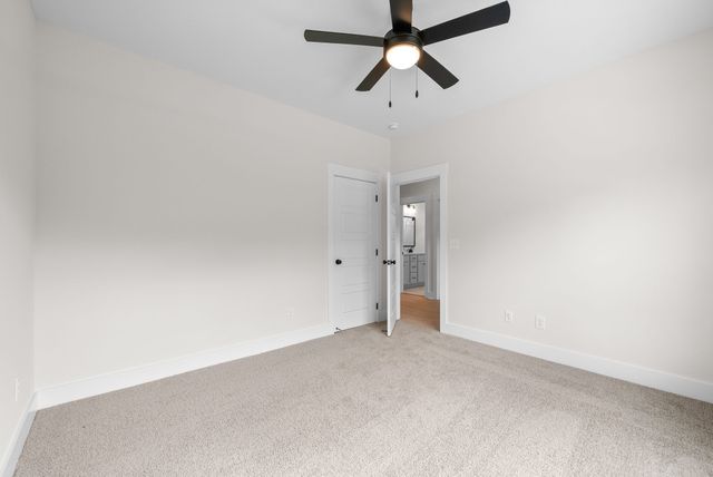 205 Wayne Hall Road, Clarksville, TN 37040