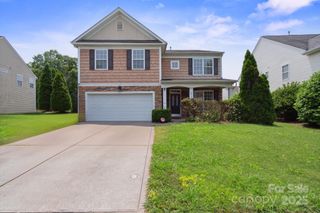 8915 Merrie Rose Avenue, Charlotte, NC 28213