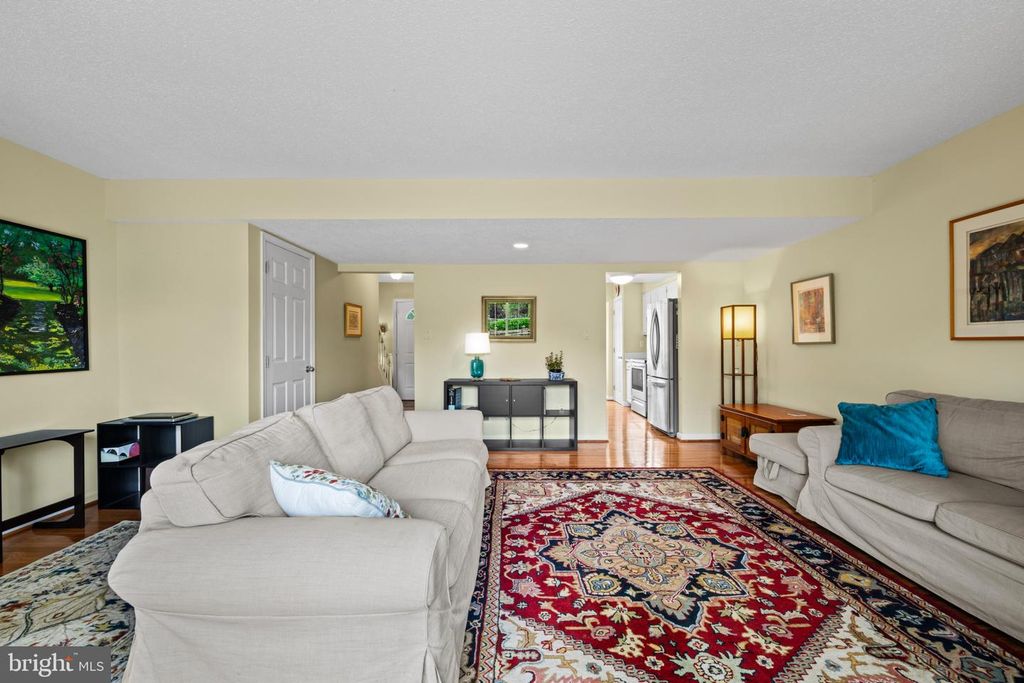 Image 12 of property listing at 1736 FOXDALE CT #138, Crofton, MD 21114