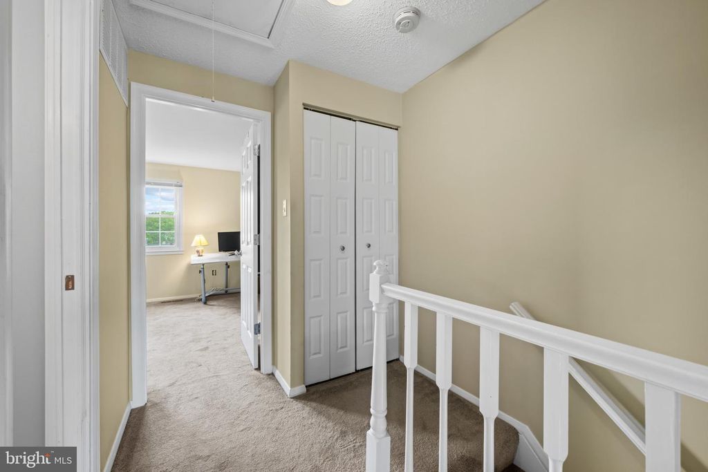 Image 17 of property listing at 1736 FOXDALE CT #138, Crofton, MD 21114