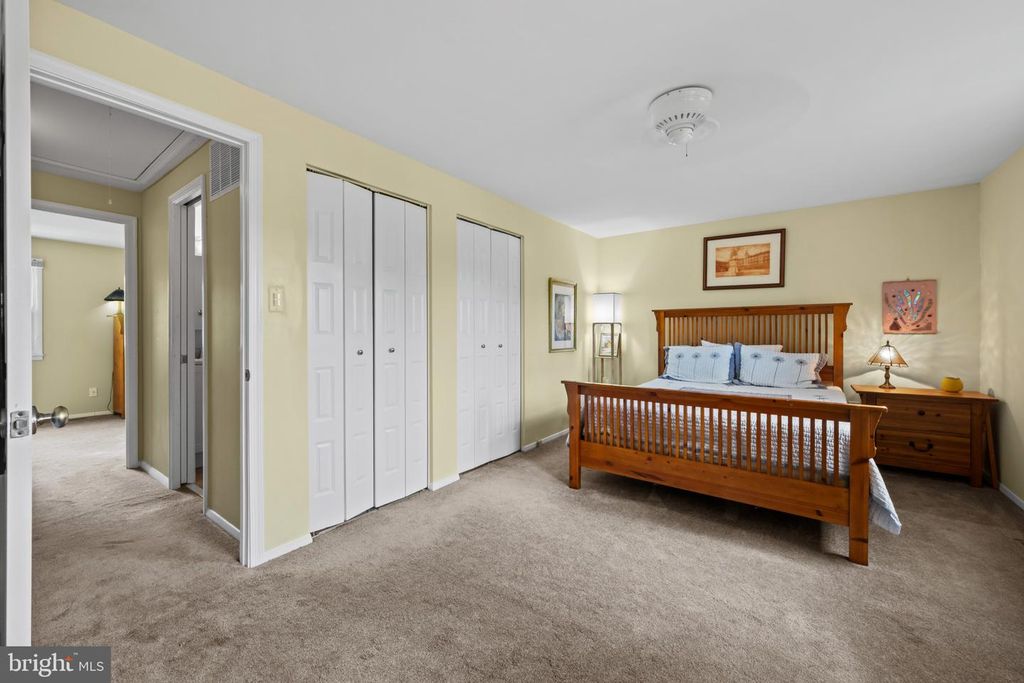 Image 19 of property listing at 1736 FOXDALE CT #138, Crofton, MD 21114