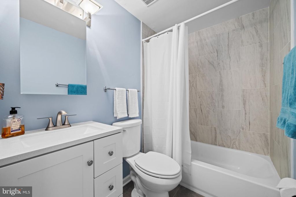 Image 23 of property listing at 1736 FOXDALE CT #138, Crofton, MD 21114