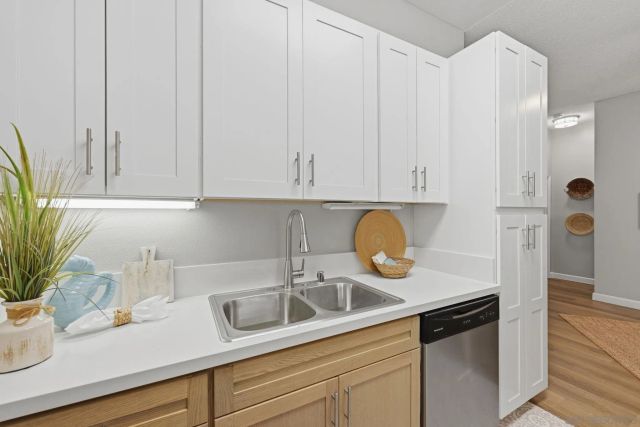 8320 Regents Rd. 1I, San Diego, CA 92122