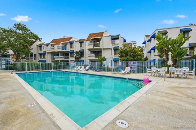 8320 Regents Rd. 1I, San Diego, CA 92122