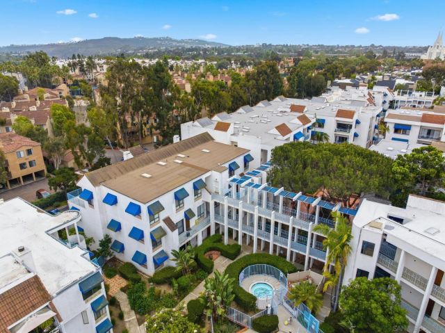 8320 Regents Rd. 1I, San Diego, CA 92122