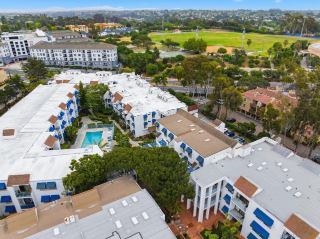 8320 Regents Rd. 1I, San Diego, CA 92122