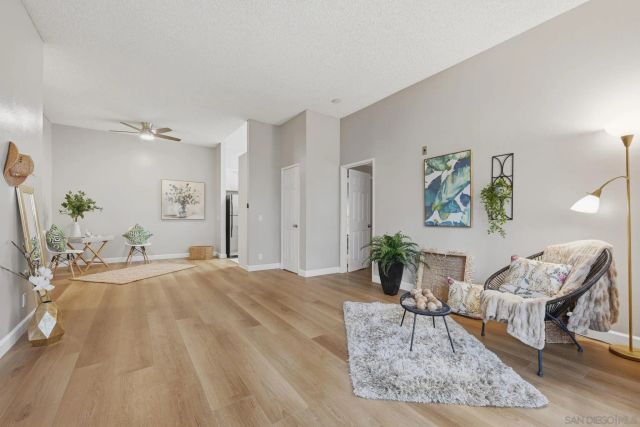 8320 Regents Rd. 1I, San Diego, CA 92122