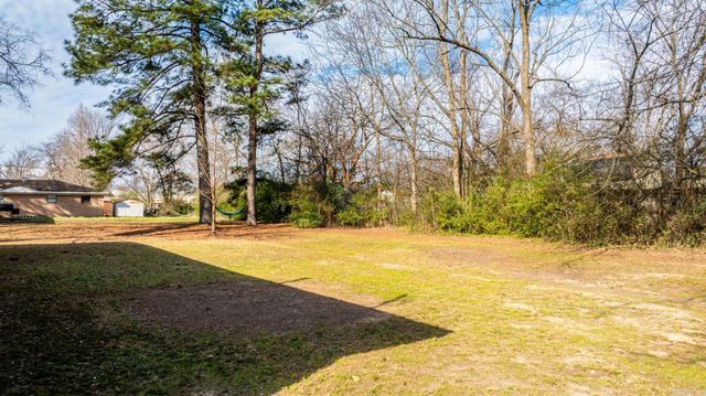 2120 Duncan Street, Conway, AR 72034