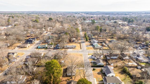 2120 Duncan Street, Conway, AR 72034