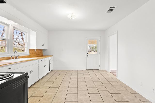 2120 Duncan Street, Conway, AR 72034