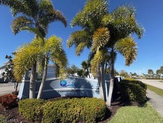 8358 Bernwood Cove LOOP # 712, Fort Myers, FL 33966