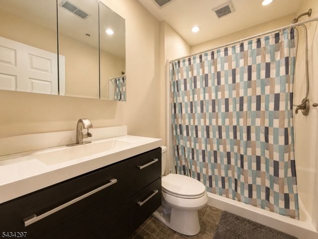 318 Stratford Pl 318, Bridgewater Twp., NJ 08805