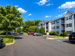 318 Stratford Pl 318, Bridgewater Twp., NJ 08805