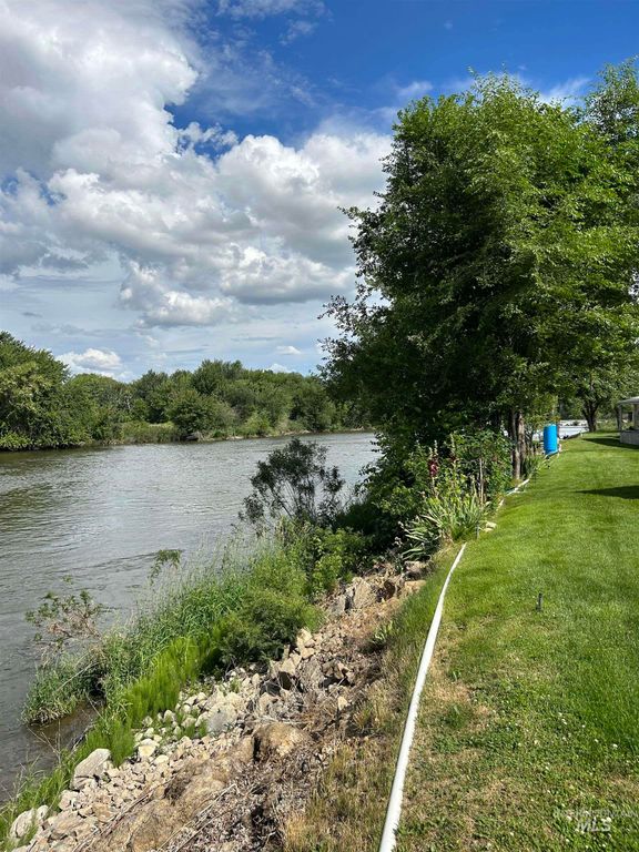 3100 Alden Rd. Trlr 8, Fruitland, ID 83619 photo 6