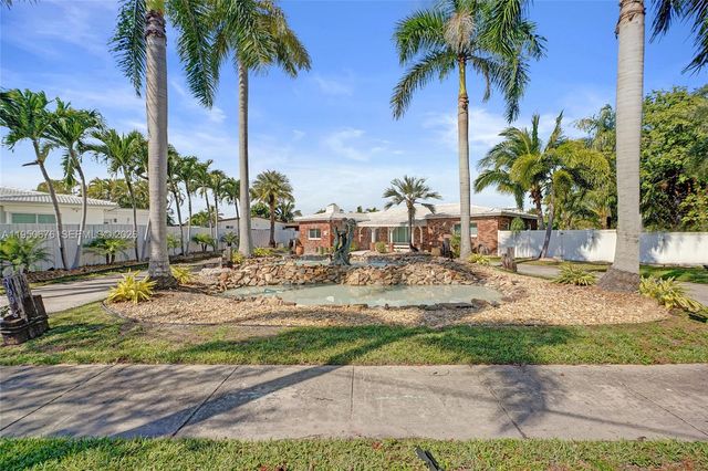 1995 N Hibiscus Dr, North Miami, FL 33181