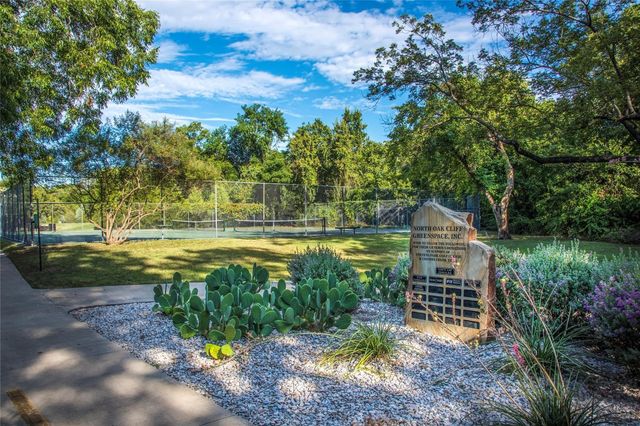111 S Willomet Avenue, Dallas, TX 75208