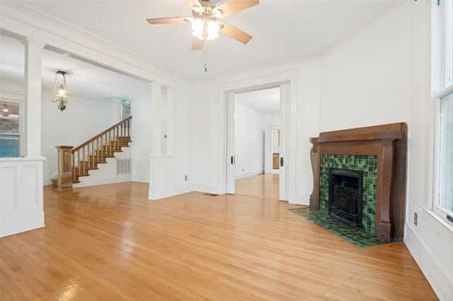 111 S Willomet Avenue, Dallas, TX 75208