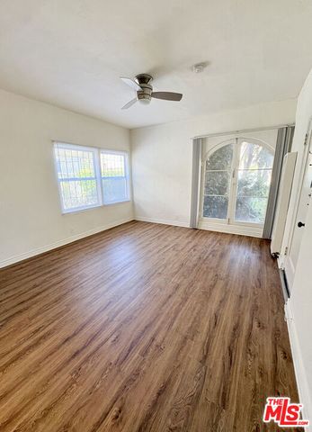439 N Van Ness Avenue 1, Los Angeles, CA 90004