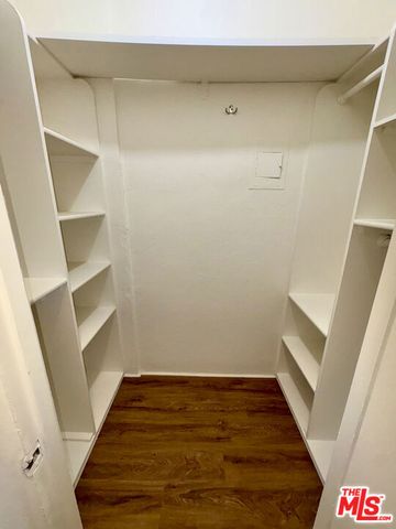 439 N Van Ness Avenue 1, Los Angeles, CA 90004