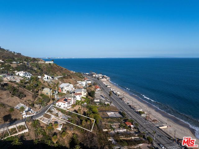 21400 Rambla Vista, Malibu, CA 90265