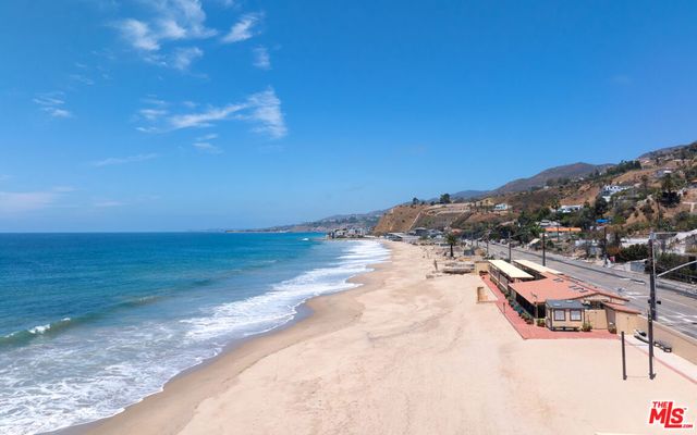 21400 Rambla Vista, Malibu, CA 90265