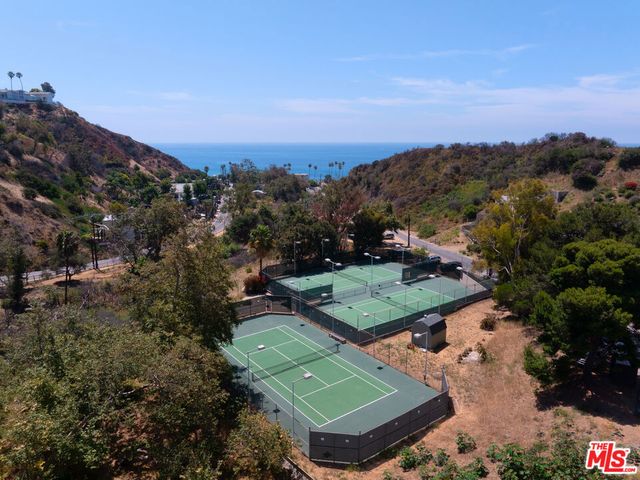 21400 Rambla Vista, Malibu, CA 90265