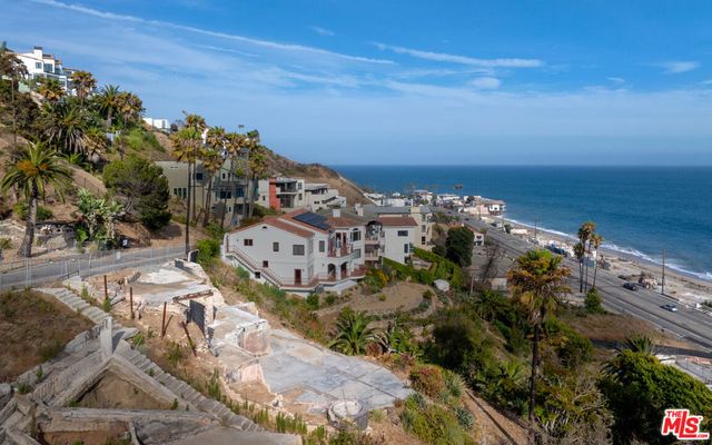 21400 Rambla Vista, Malibu, CA 90265