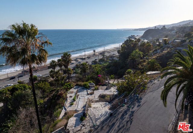 21400 Rambla Vista, Malibu, CA 90265