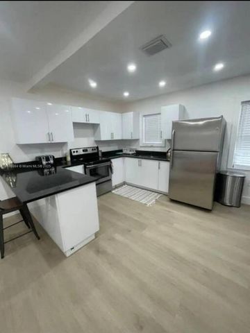 7814 NW 5th Ct, Miami, FL 33150