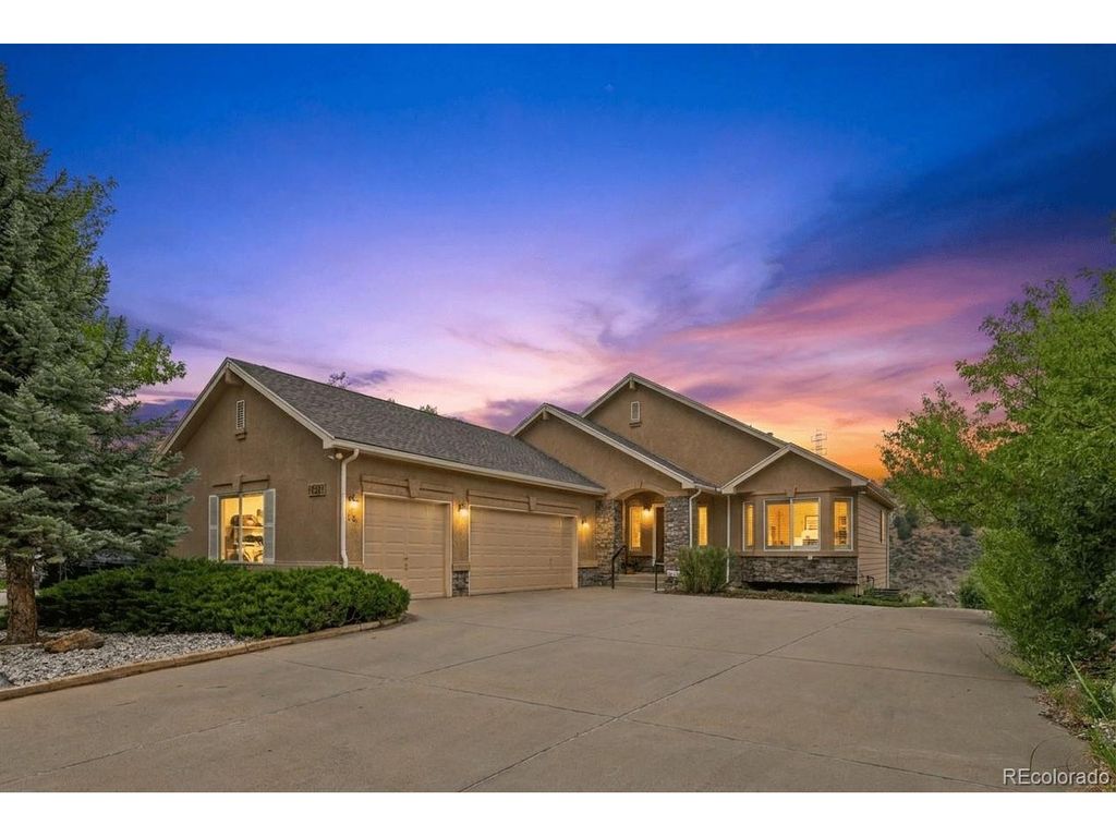 820 Fox Hollow Ln, Golden, CO 80401