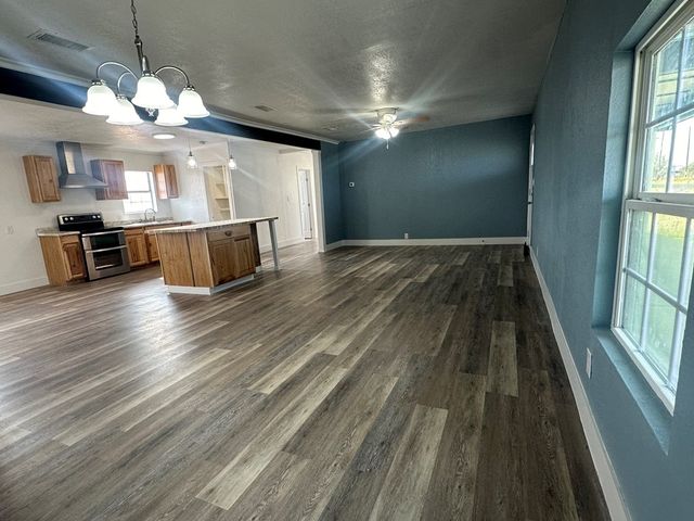 7321 W 24th St, Odessa, TX 79763