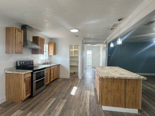 7321 W 24th St, Odessa, TX 79763