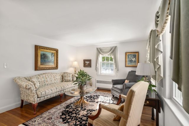 1566 Main Street, Walpole, MA 02081