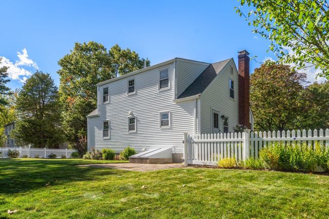 1566 Main Street, Walpole, MA 02081