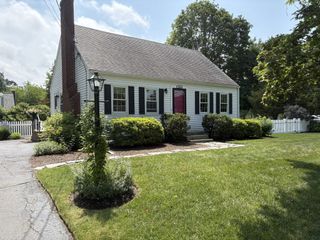 1566 Main Street, Walpole, MA 02081
