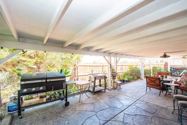 335 Dolo St., San Diego, CA 92114