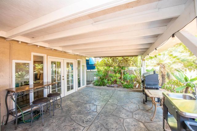 335 Dolo St., San Diego, CA 92114