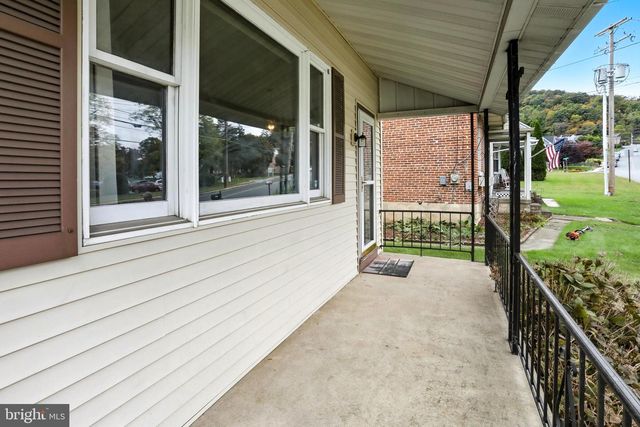 3024 OLEY TURNPIKE RD, Reading, PA 19606