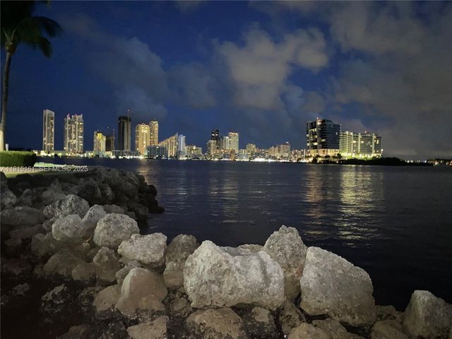 3575 Mystic Pointe Drive, Aventura, FL 33180