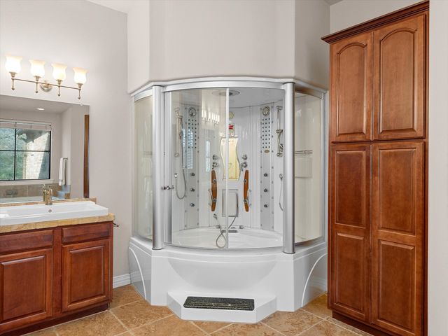 2050 E Oak Shores Drive, Cross Roads, TX 76227