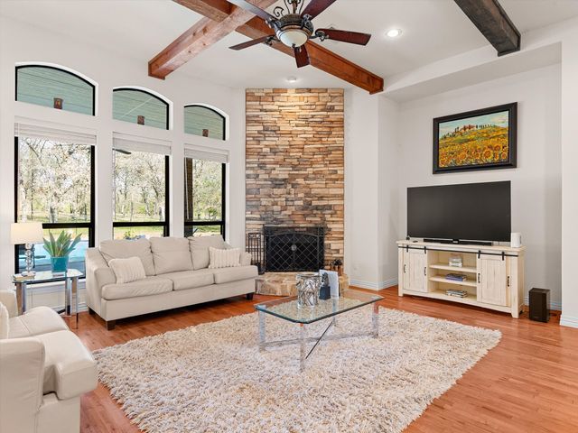 2050 E Oak Shores Drive, Cross Roads, TX 76227