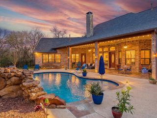 2050 E Oak Shores Drive, Cross Roads, TX 76227