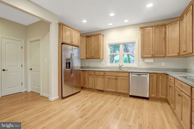 5244 MITCHELL ST, Alexandria, VA 22312