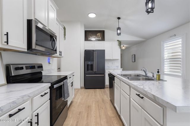 6068 BUCKING BRONCO Drive, Jacksonville, FL 32234