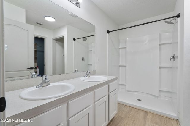 6068 BUCKING BRONCO Drive, Jacksonville, FL 32234